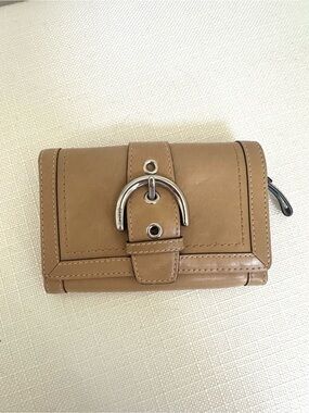 Coach vintage tan leather wallet